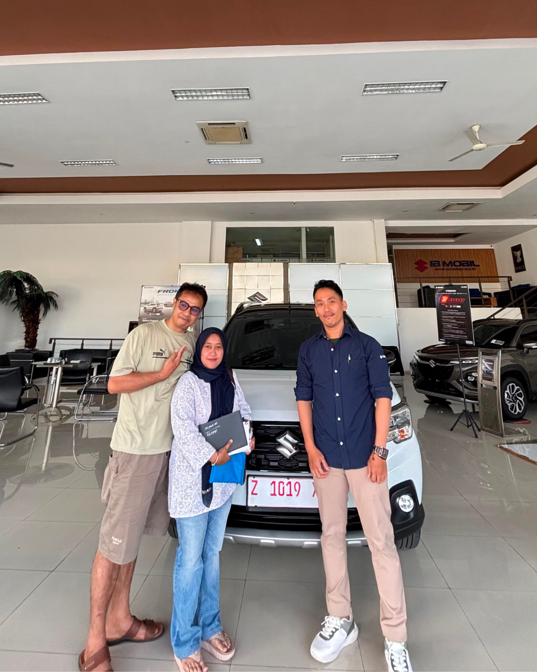 Delivery Suzuki xl7 alpha putih